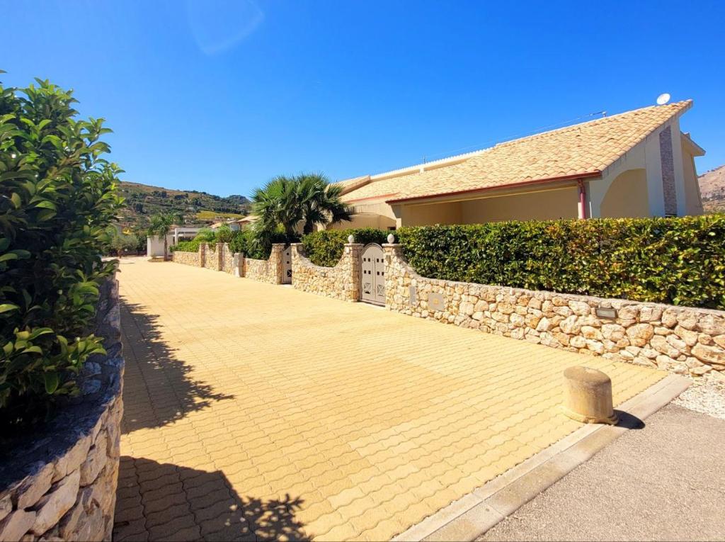 Comfy Holiday House - 2