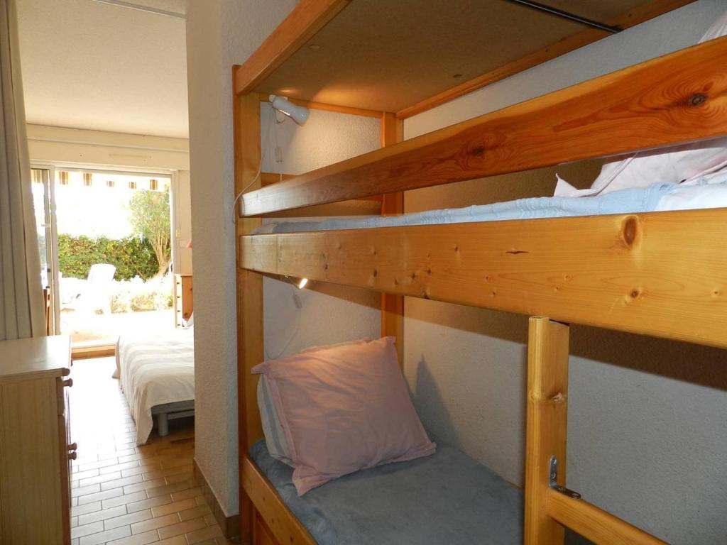 BO090-O412 Appartement Studio coin nuit 4 couchages BORMES LES MIMOSAS - 4