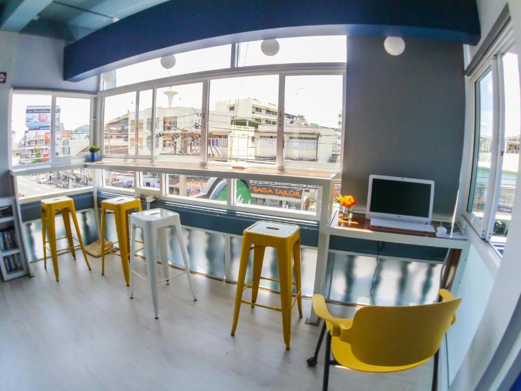 Balcony/terrace, The Moon Hostel Huahin in Hua Hin / Cha-am