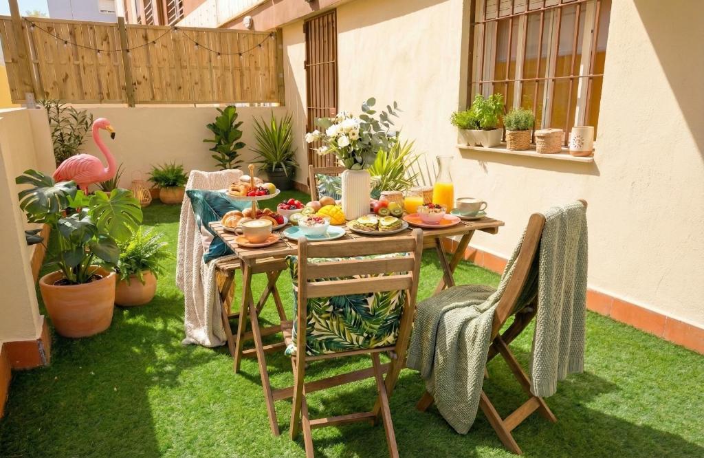 Exclusivo oasis con terraza jardín en la Malagueta, playa y supermercados, centro histórico a un paso - 2