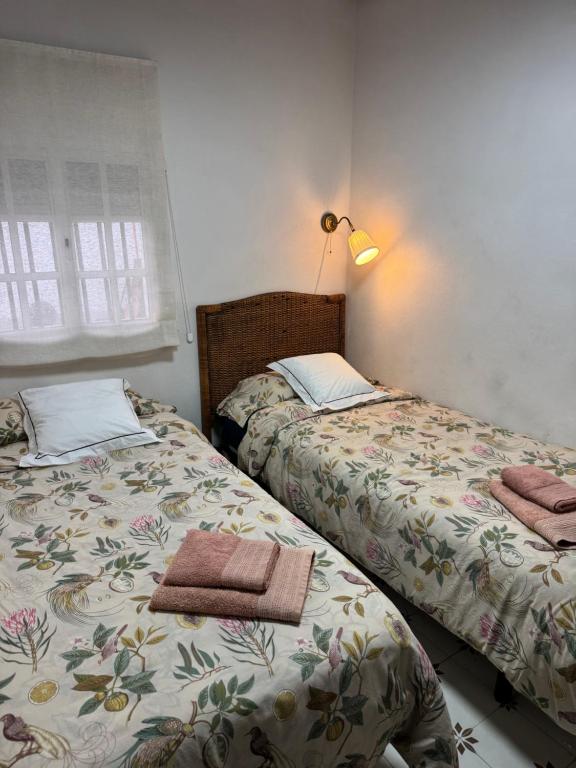 Gran casa con balcón para grupos en centro histórico - 2