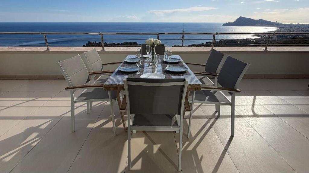 Mare Nostrum Sea View Apartment - 2