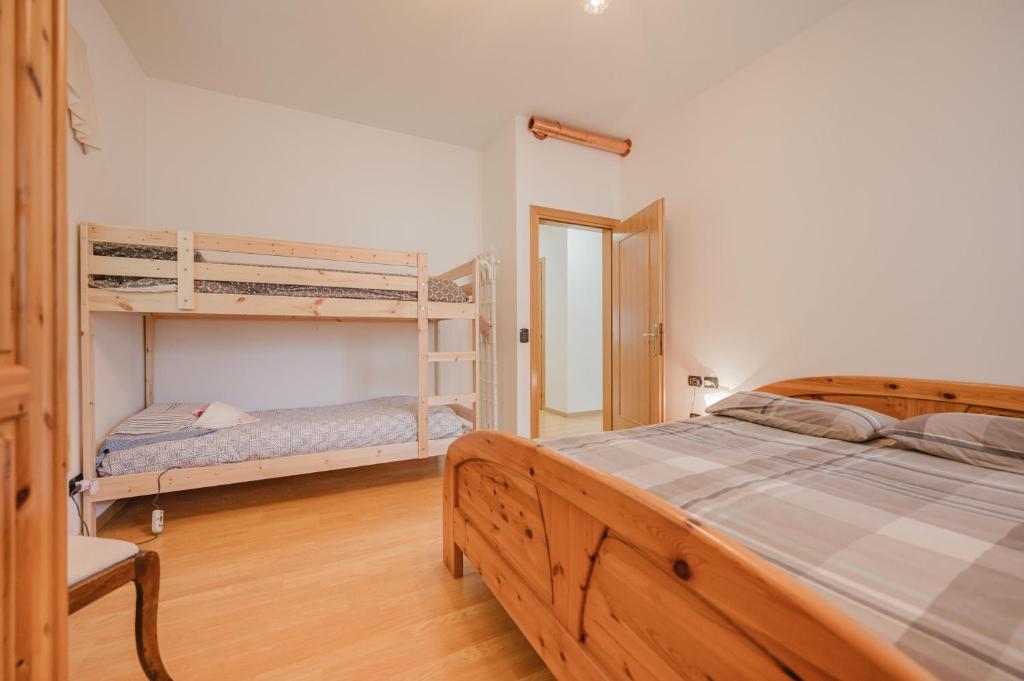 I Folli di Alleghe Apartment - Parking & Wi-Fi - 3