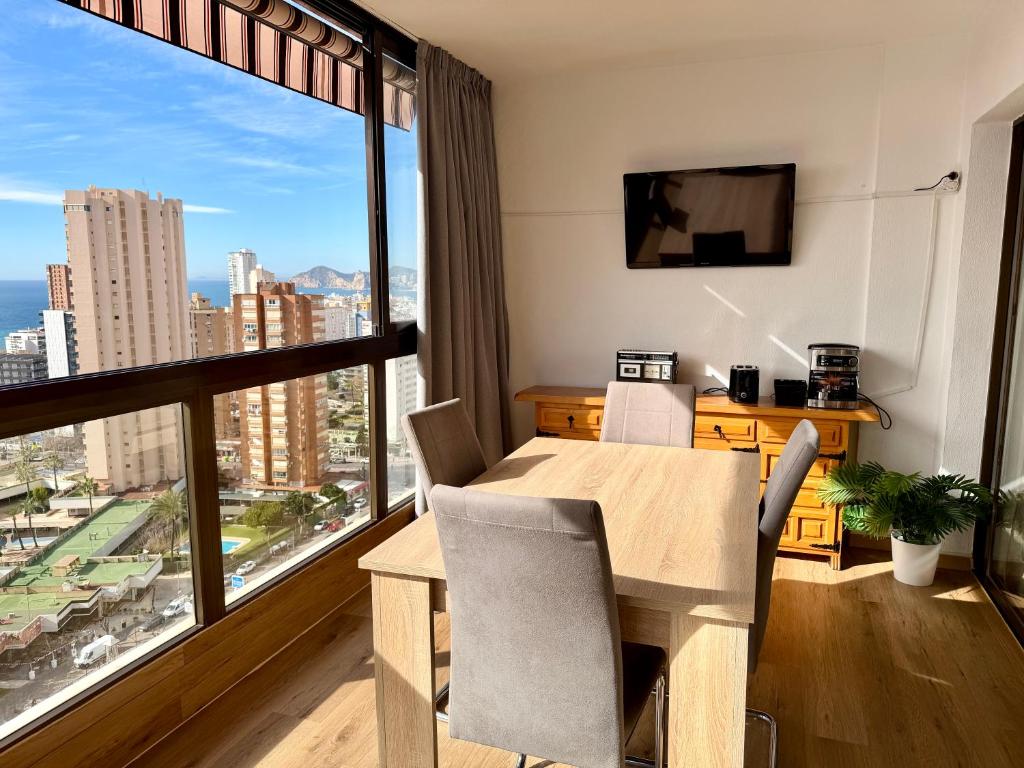 Spacious 2-bedroom & 2-bathroom Apartment at Gemelos 2 - 3