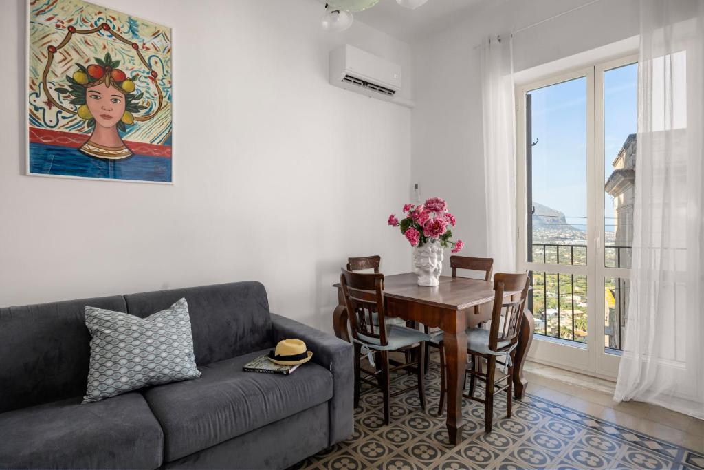 La Castellana Apartments, vista panoramica sul mare, nel cuore storico di Carini, a due passi dal Duomo e dal castello - 3