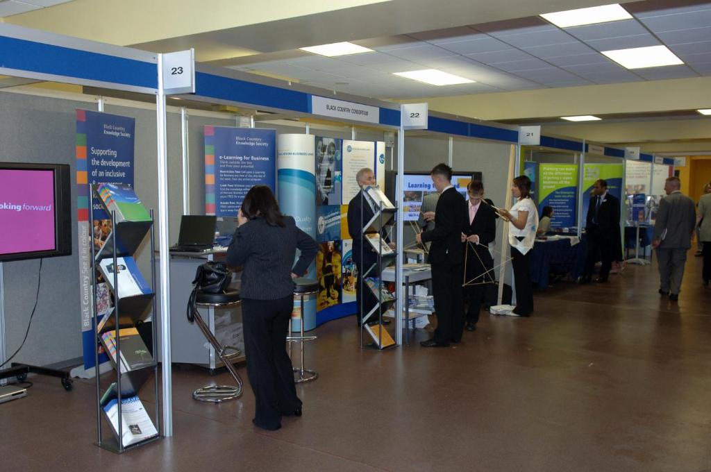 フロント・ロビー