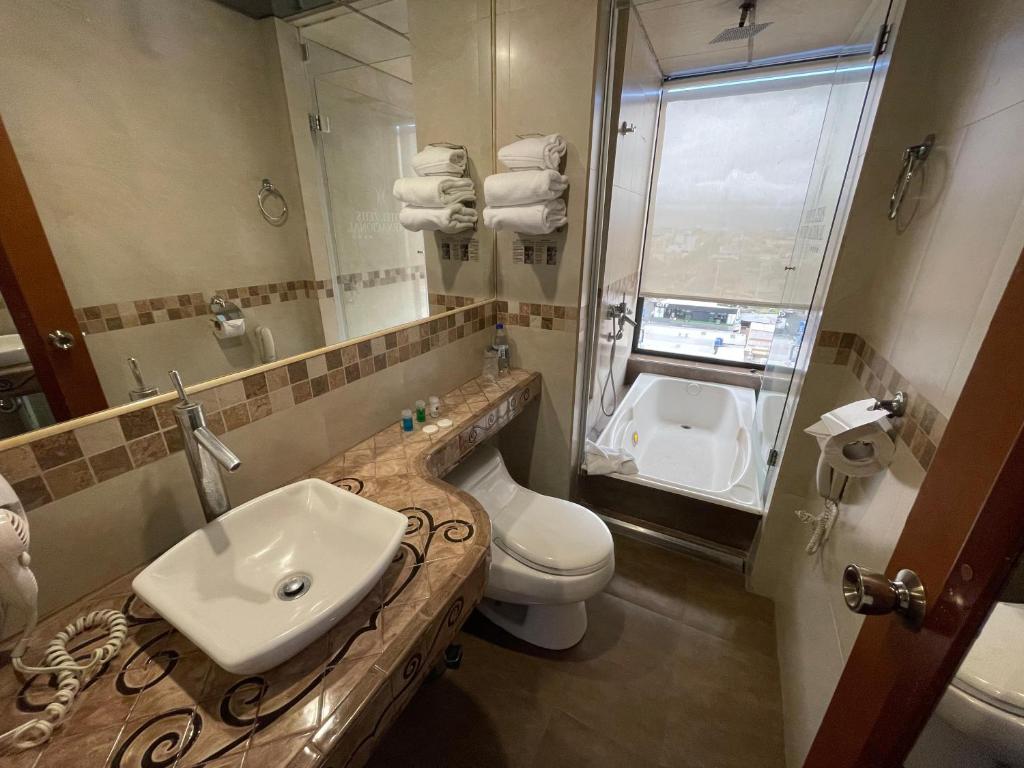 Hotel Zeus - 4