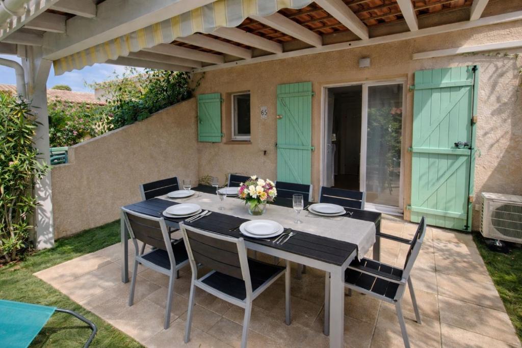 MARINES DU ROUSSILLON Villa en duplex très calme en résidence privée avec piscine - M65 - 4