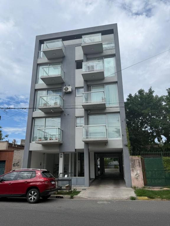 Nuevo Monoambiente con cochera a 800m del mar - 3