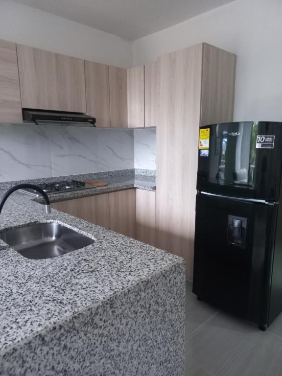 Espectacular Apartamento Nuevo en Pitalito - 2