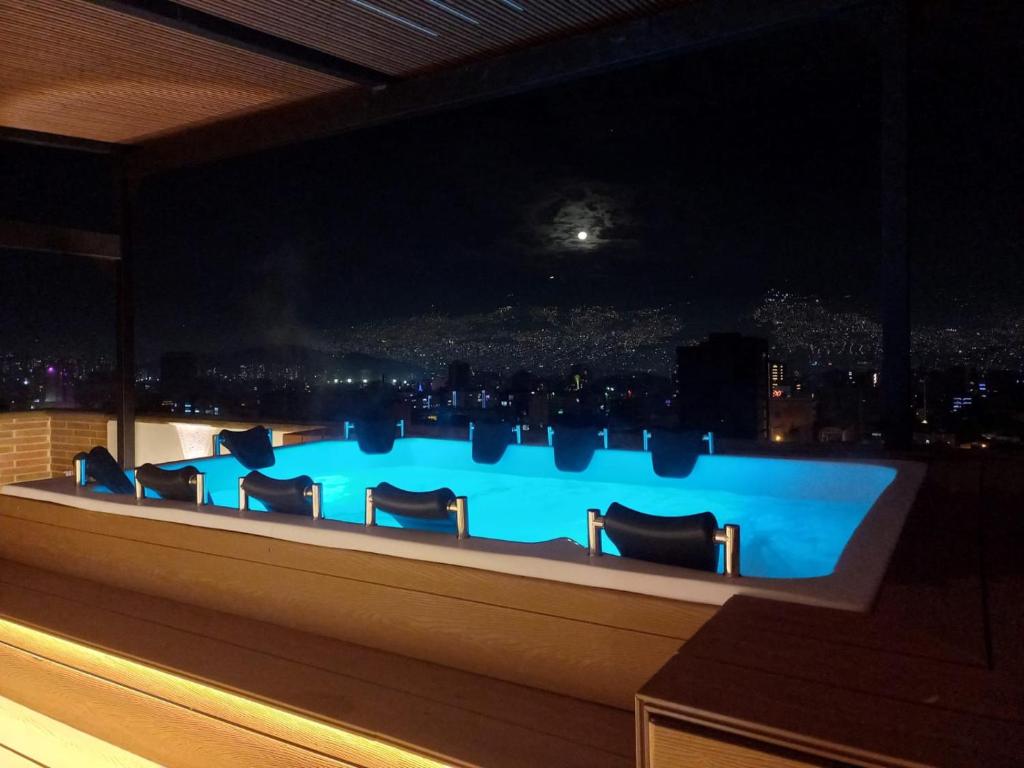 Edificio OA Aparta-suites - 1