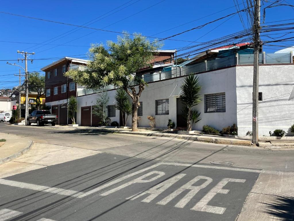 Apartamentos Brisa Torrealba, cercano a reloj de flores, Recreo - 3