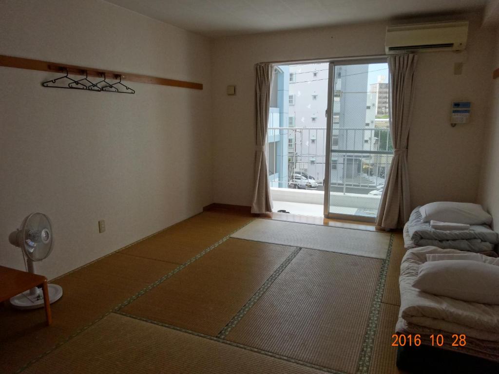 入住時分配的客房- 帶共用浴室