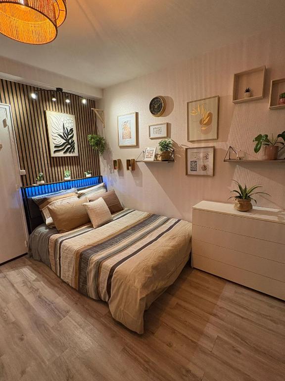 Studio charmant à 3 min du métro Place de Clichy - 3
