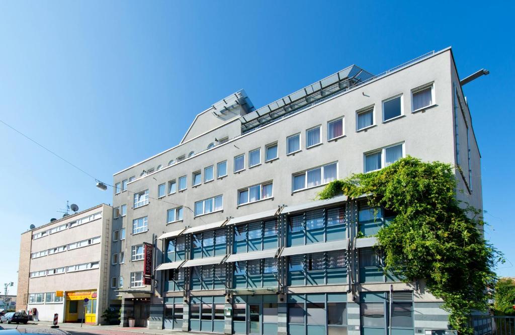 Leonardo Hotel Nürnberg - 2