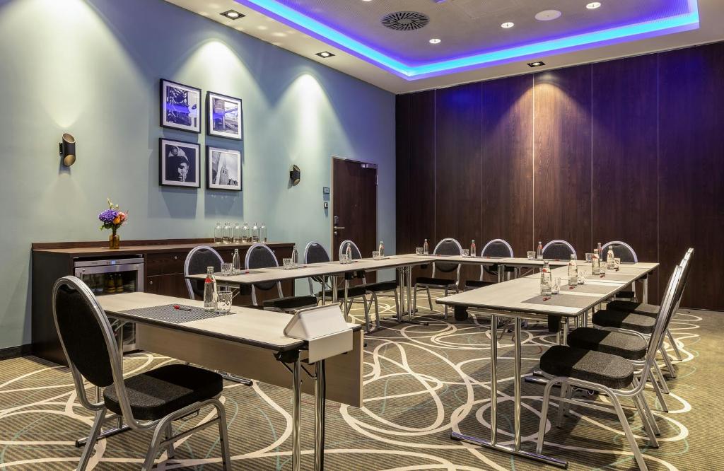 Toplantı odası / Geniş salon