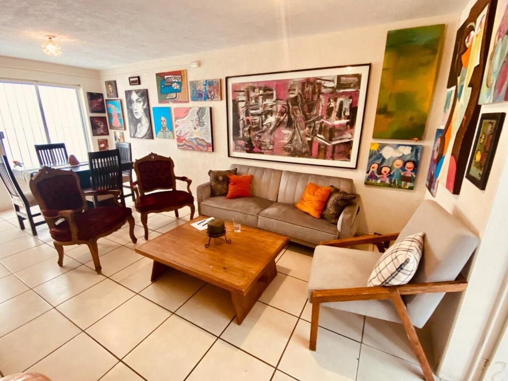 3 rooms 3 bath 12minAndares 15minAkron - 1