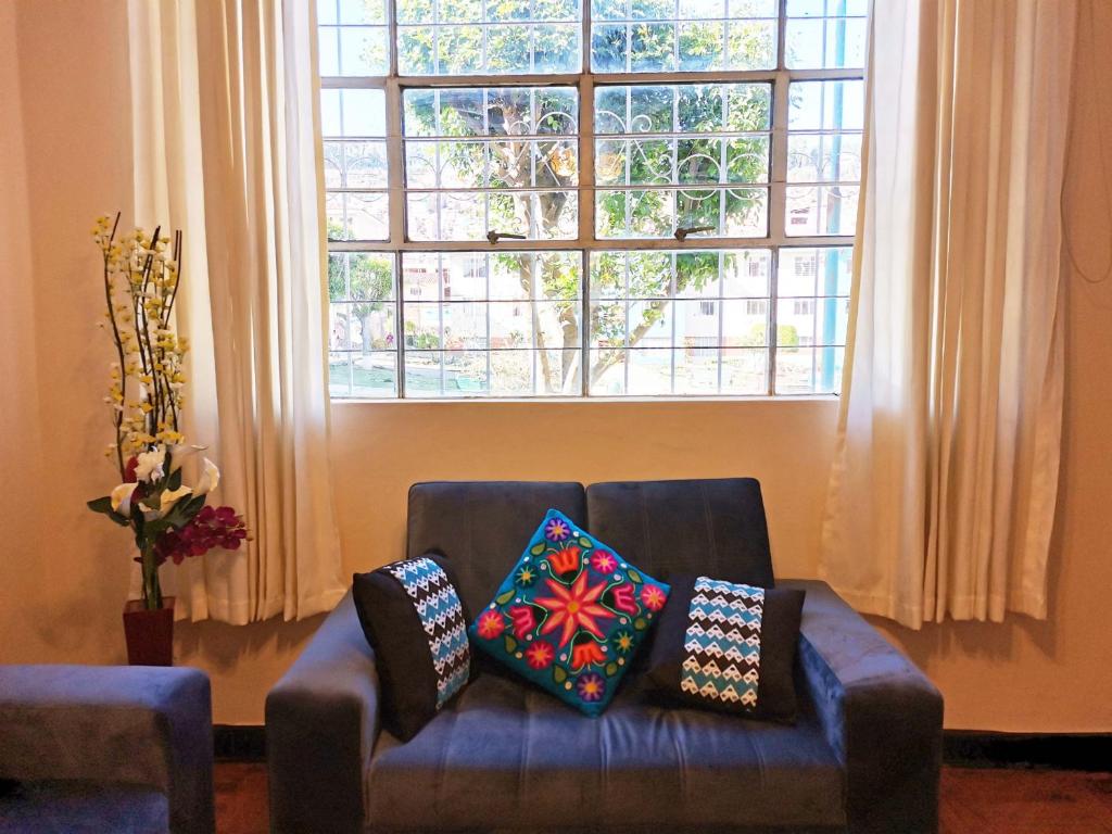 Comfortable & Spacious Apartment 1st Floor with Garden View - 2