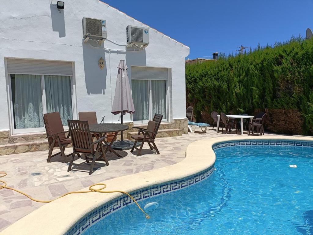Casa moderna cerca de la playa, piscina, WiFi, aire acondicionado - ES-373-23 - 2