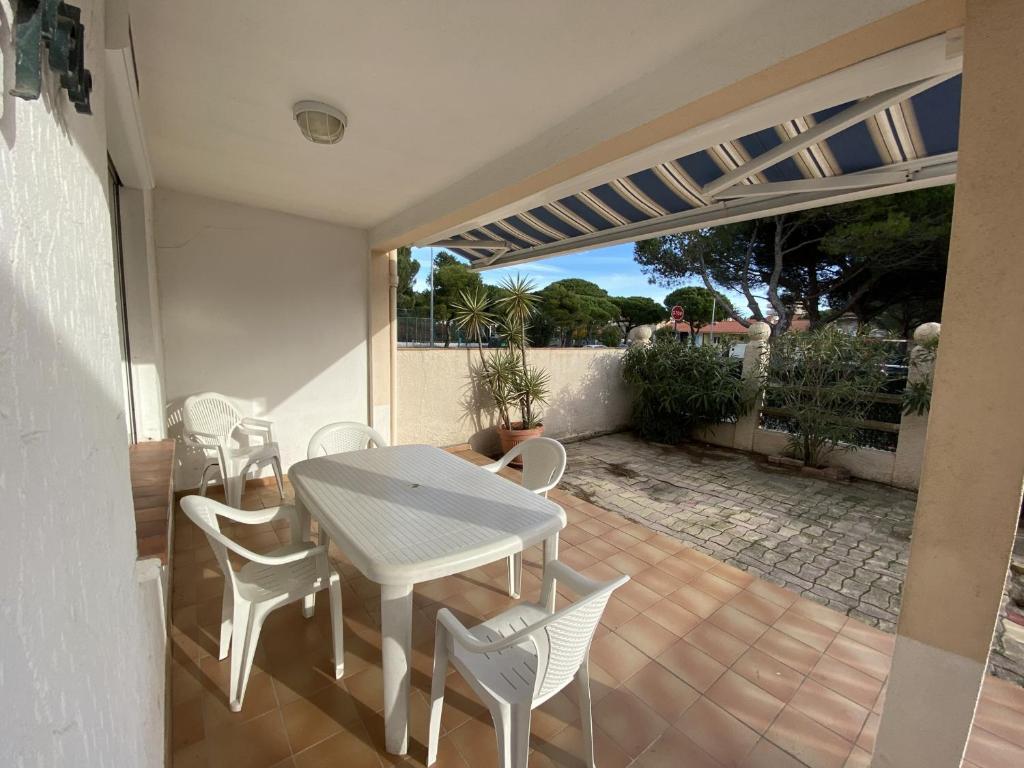 Appartement 3 pièces avec Parking et Climatisation - FR-1-837-93 - 2
