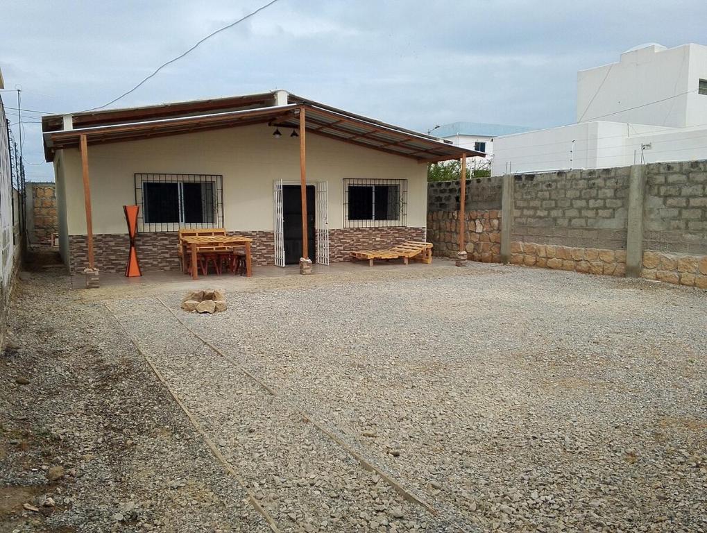 Villa de 4 dormitorios en Salinas - 2
