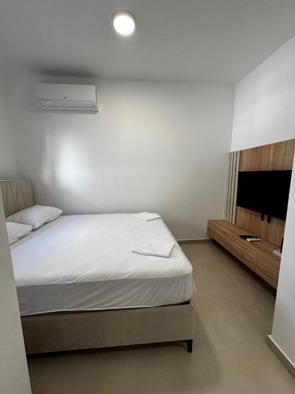 Mayne Apartmant - 1