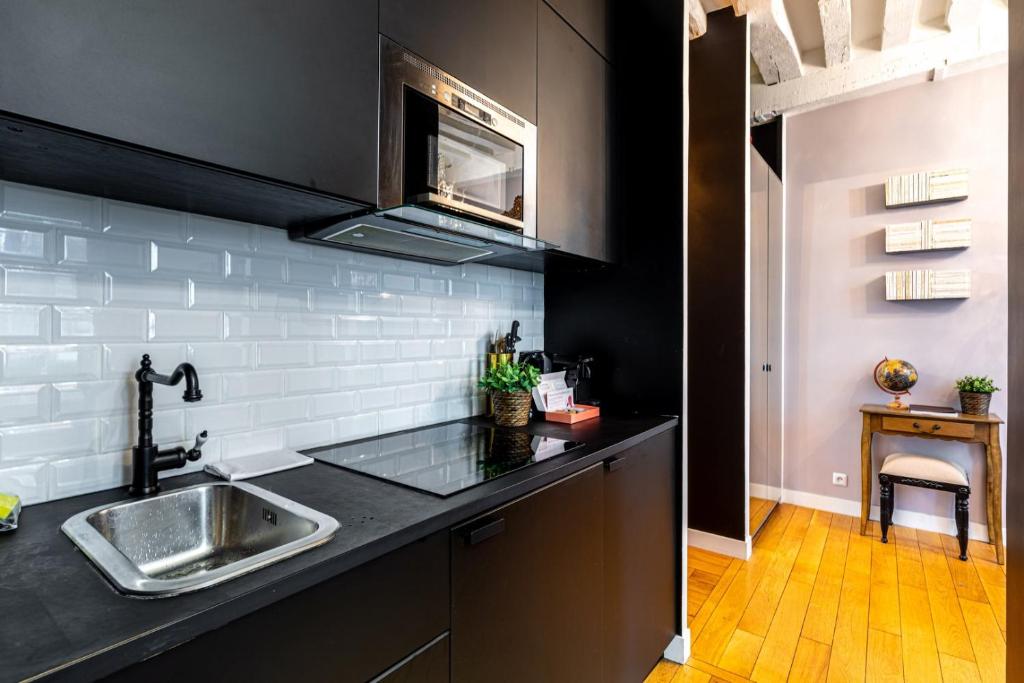 GuestReady - Artisan Style Stay in Paris' Heart - 5