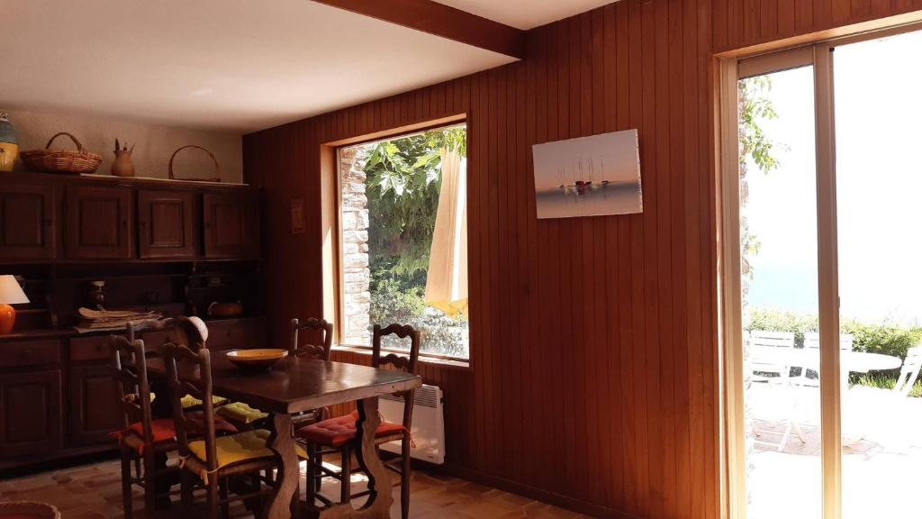 BO200-F031 Maison 3 pièces 8 couchages BORMES LES MIMOSAS - 4
