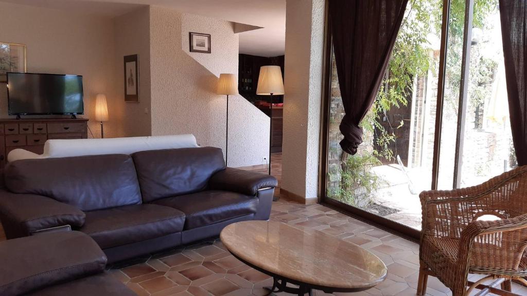 BO200-F031 Maison 3 pièces 8 couchages BORMES LES MIMOSAS - 5