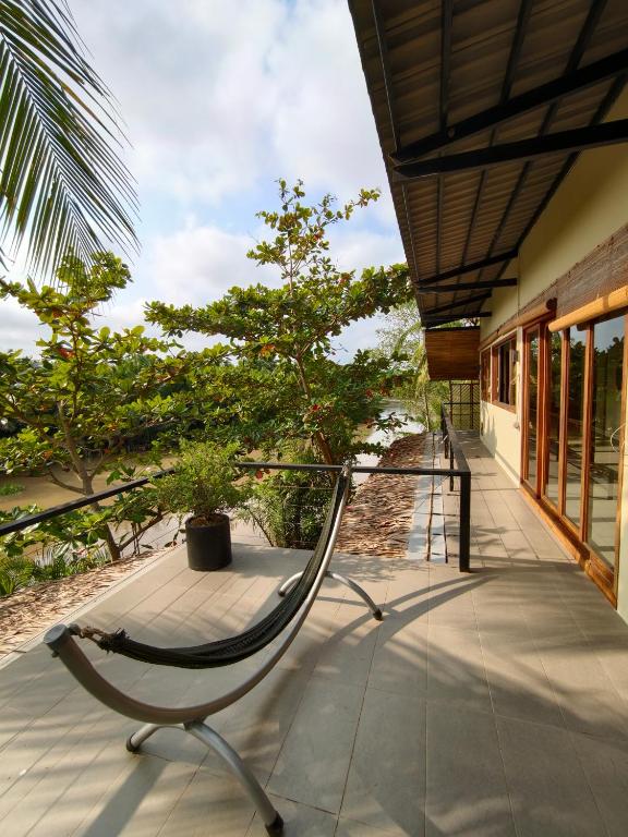 The Zen - InnerZen Mekong Riverside homestay Ben Tre 1 bed for 1-2 persons, 2 beds for 3-4 persons