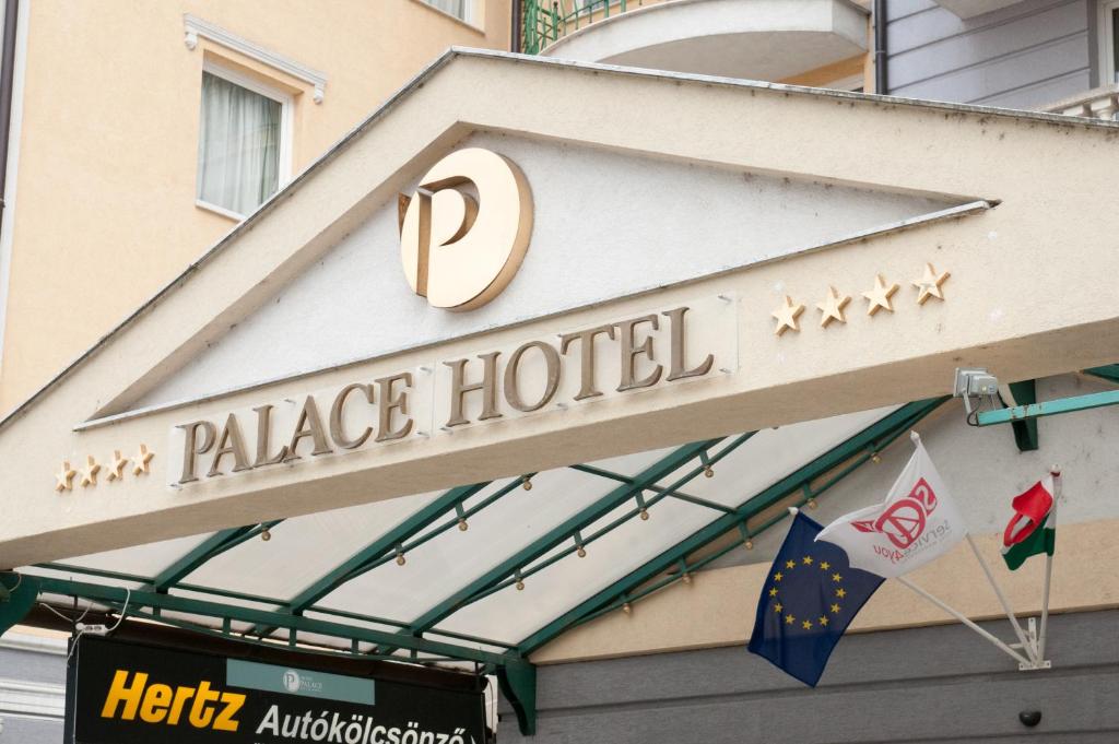 Palast Wellness Appartement — Hotel in Hévíz