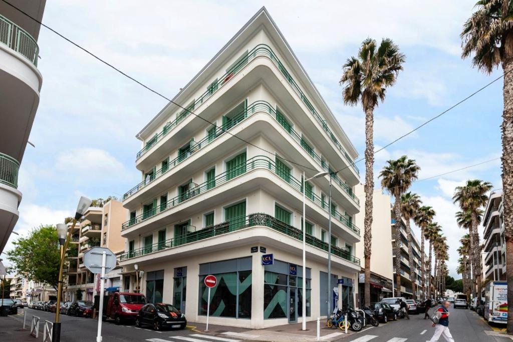 LOUIS GALLET Centre JUAN LES PINS 50m des plages - 2
