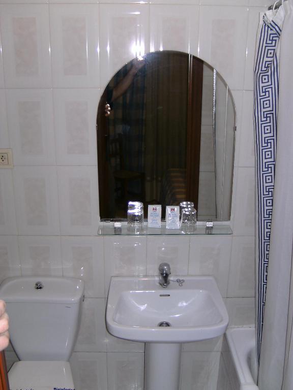 Hostal Alicante - 4
