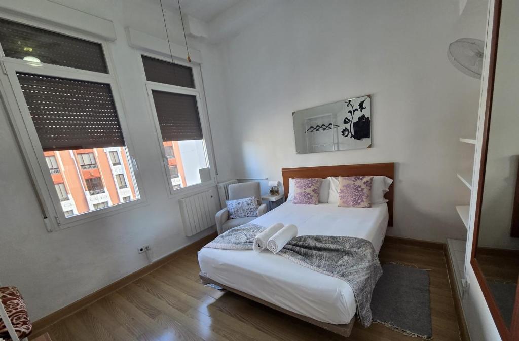 Apartamento en Gran Vía de Madrid 45 4 - 5