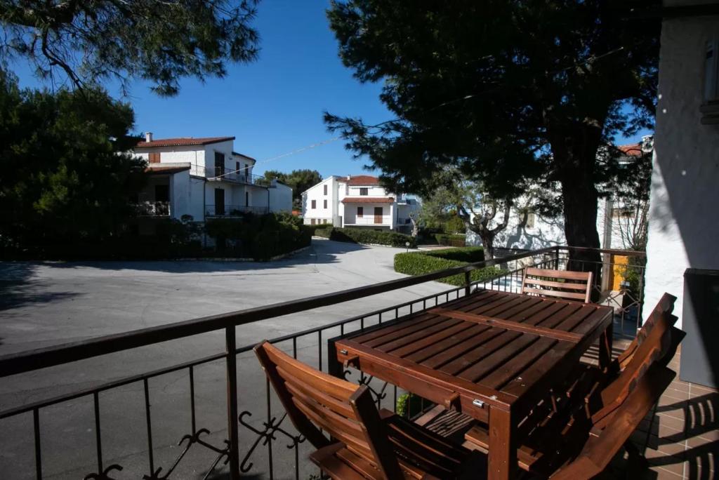 M082 - Marcelli, trilocale con terrazzo al residence Mareverde - 2