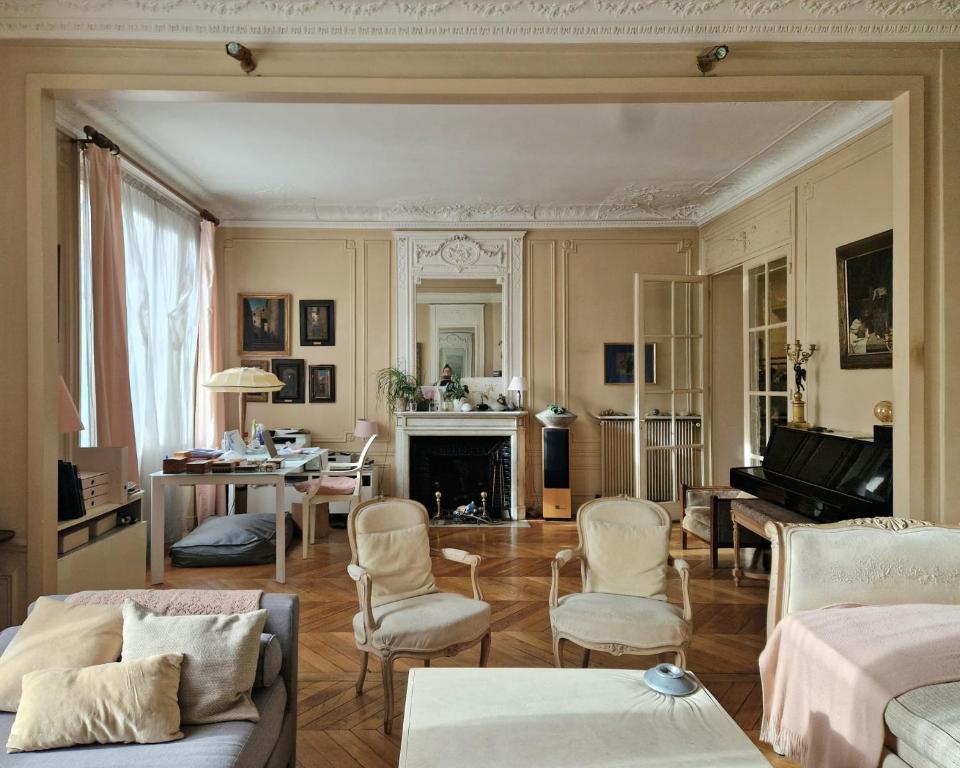 2 Private rooms in an Elegant Haussmannian Appartement - 3