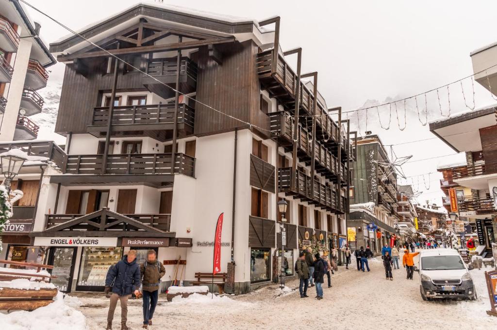 HelloCHALET Derby - Heart of Cervinia, Balcony & Lifts 1 Min Walk - 3