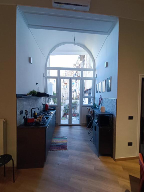 Un posto a Napoli - 5