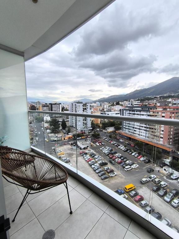 ONE Luxury Suite Super King Bed & Volcano View - 4