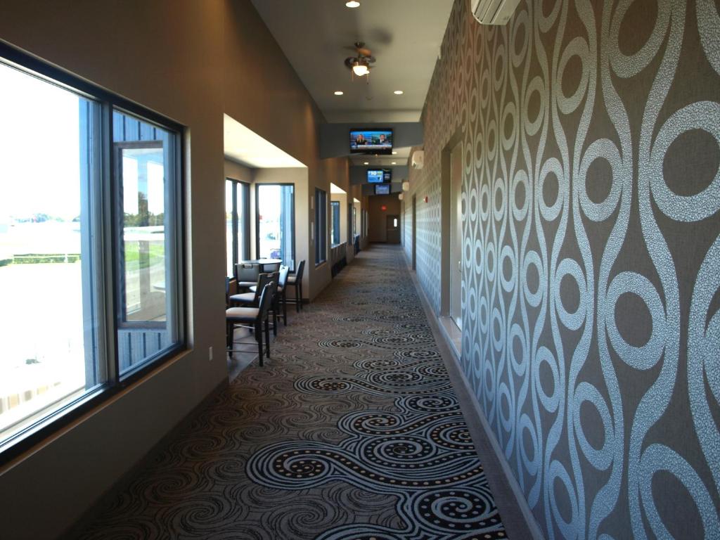 Hotel at Batavia Downs photo
