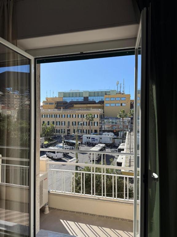 Holiday Bamboo Sanremo - Free private parking - 2