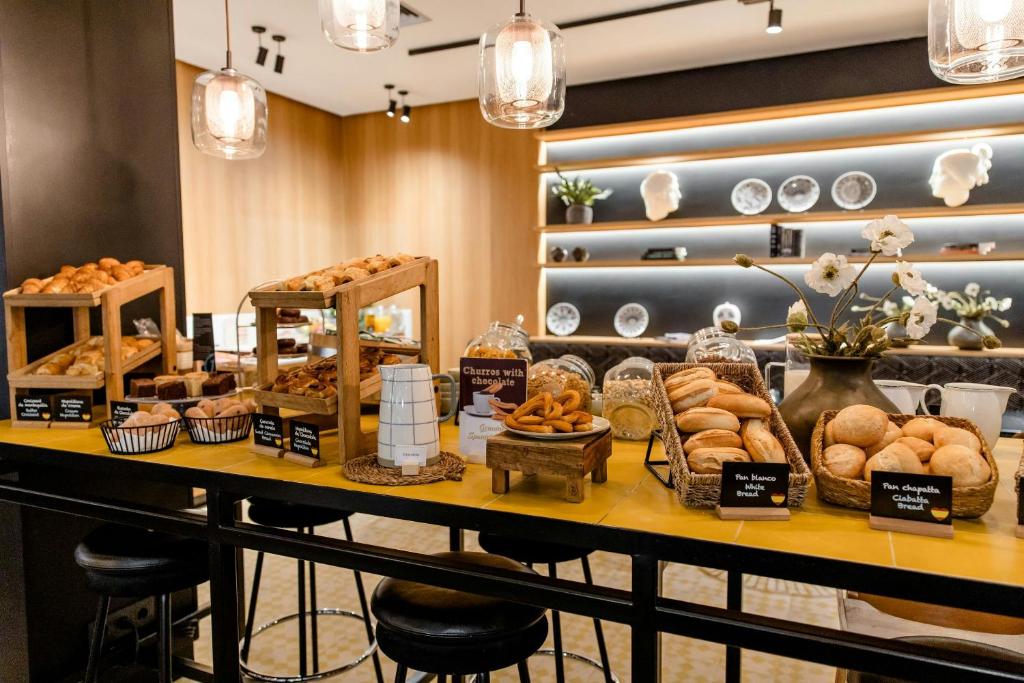 Motel One Madrid-Plaza de España - 5