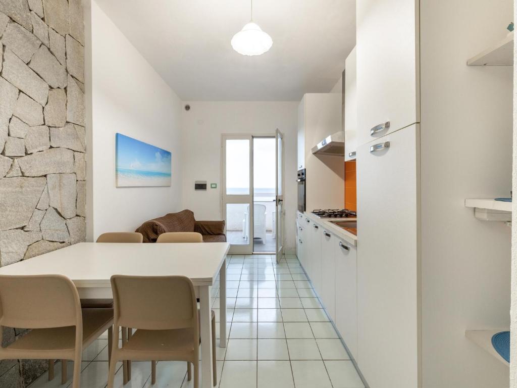 Beachfront terrace and air conditioning - 5