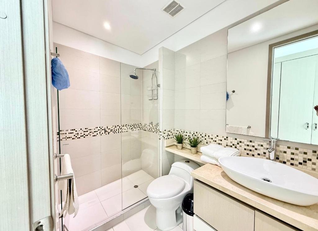 3br Apartment in front of the beach 8 paxs - 2