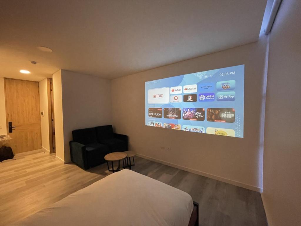 Apartaestudio con Vista a Monserrate en el Centro Internacional - 2