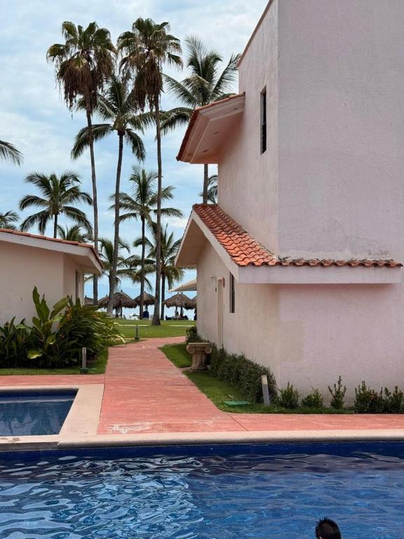 Beachside 4 bedroom Villa in Marina Fiesta, Nuevo Vallarta - 3