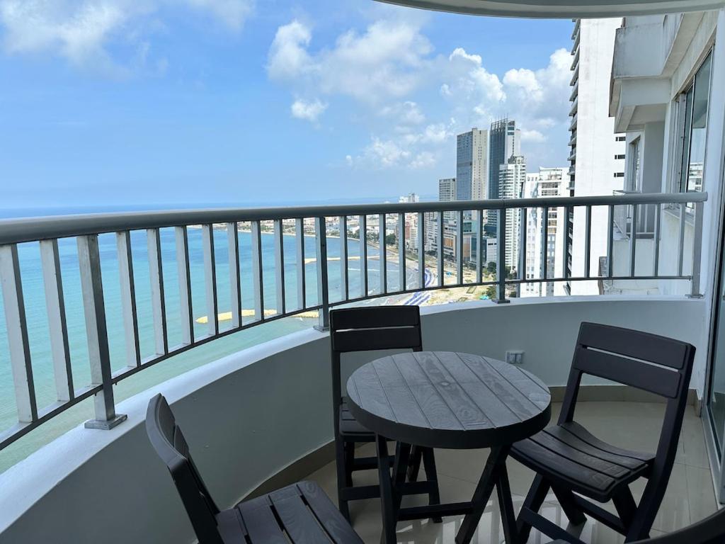 2BR apartment Ocean & old city view - 5