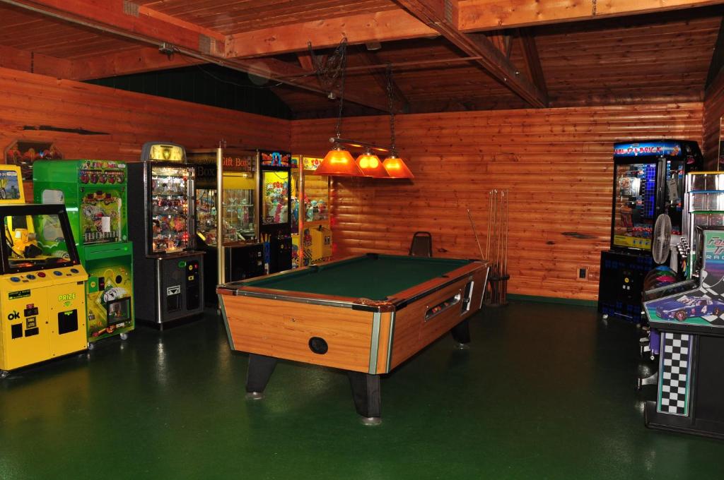 Arrowhead Camping Resort Park Model 10 전경