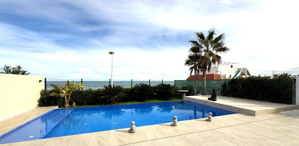 Casa Del Mar, piscina privada frente al mar - 1