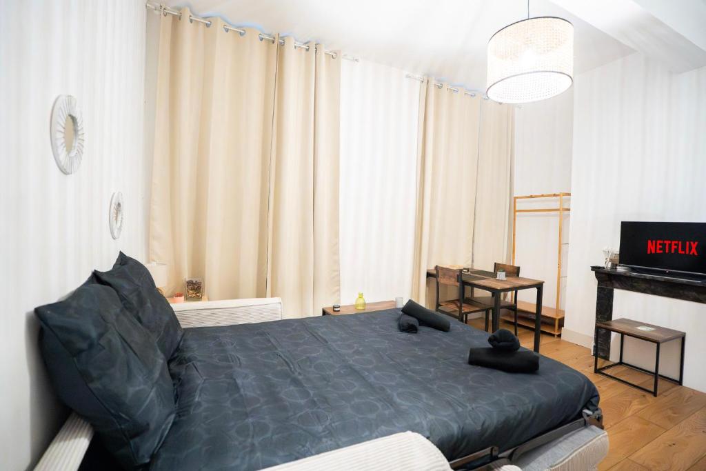 Charming Elegant Suite - Downtown - AF - 2